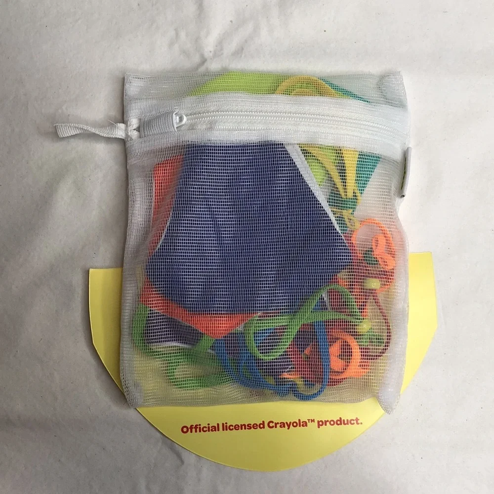 NEW Crayola Re-Usable Children’s Face Masks, 5 Colors, Includes Laundry Bag